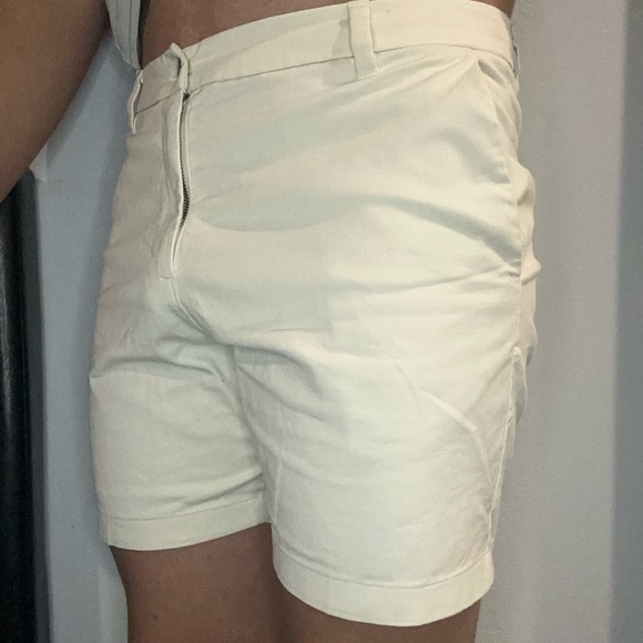 Lululemon commission 7in shorts 34 waist - Picture 2 of 6